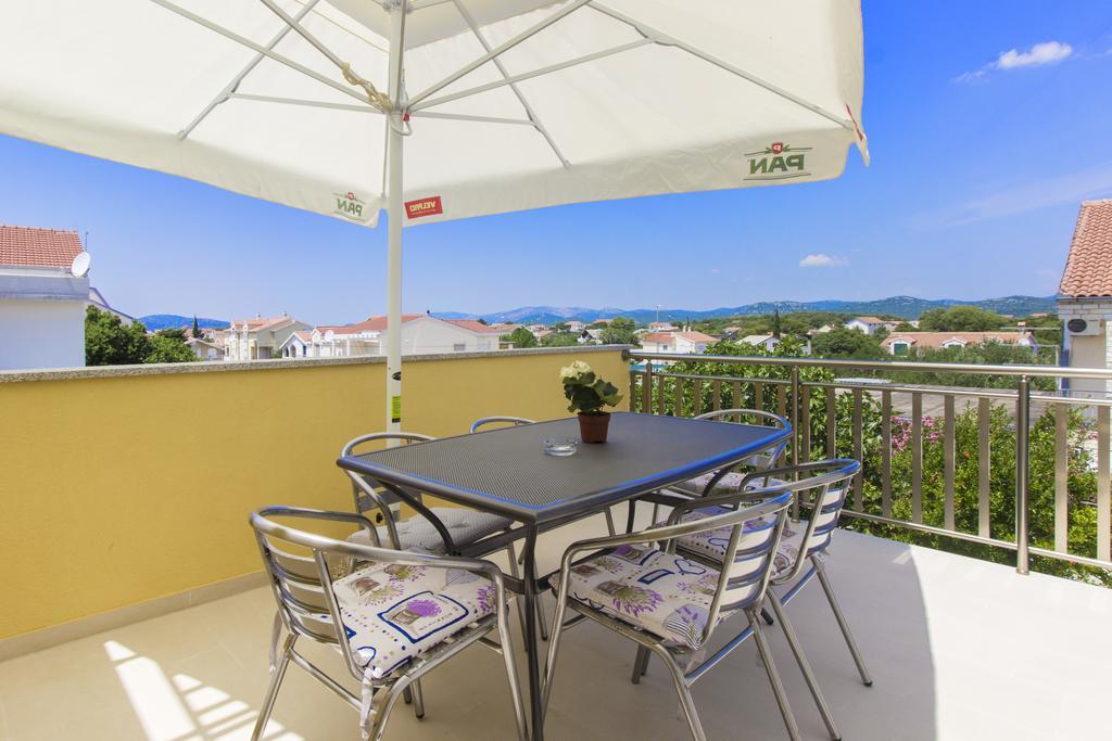 Apartments Zoran Pirovac Extérieur photo