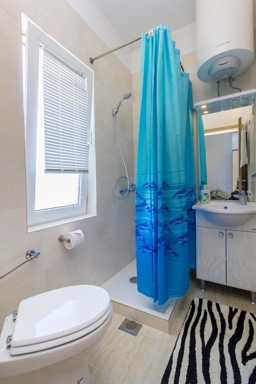 Apartments Zoran Pirovac Extérieur photo